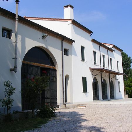 Villa Gaudio Ponte San Nicolo ภายนอก รูปภาพ